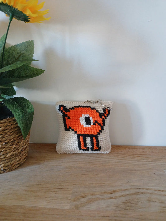 Porte-clé poisson Steve – Mini coussin brodé fait main