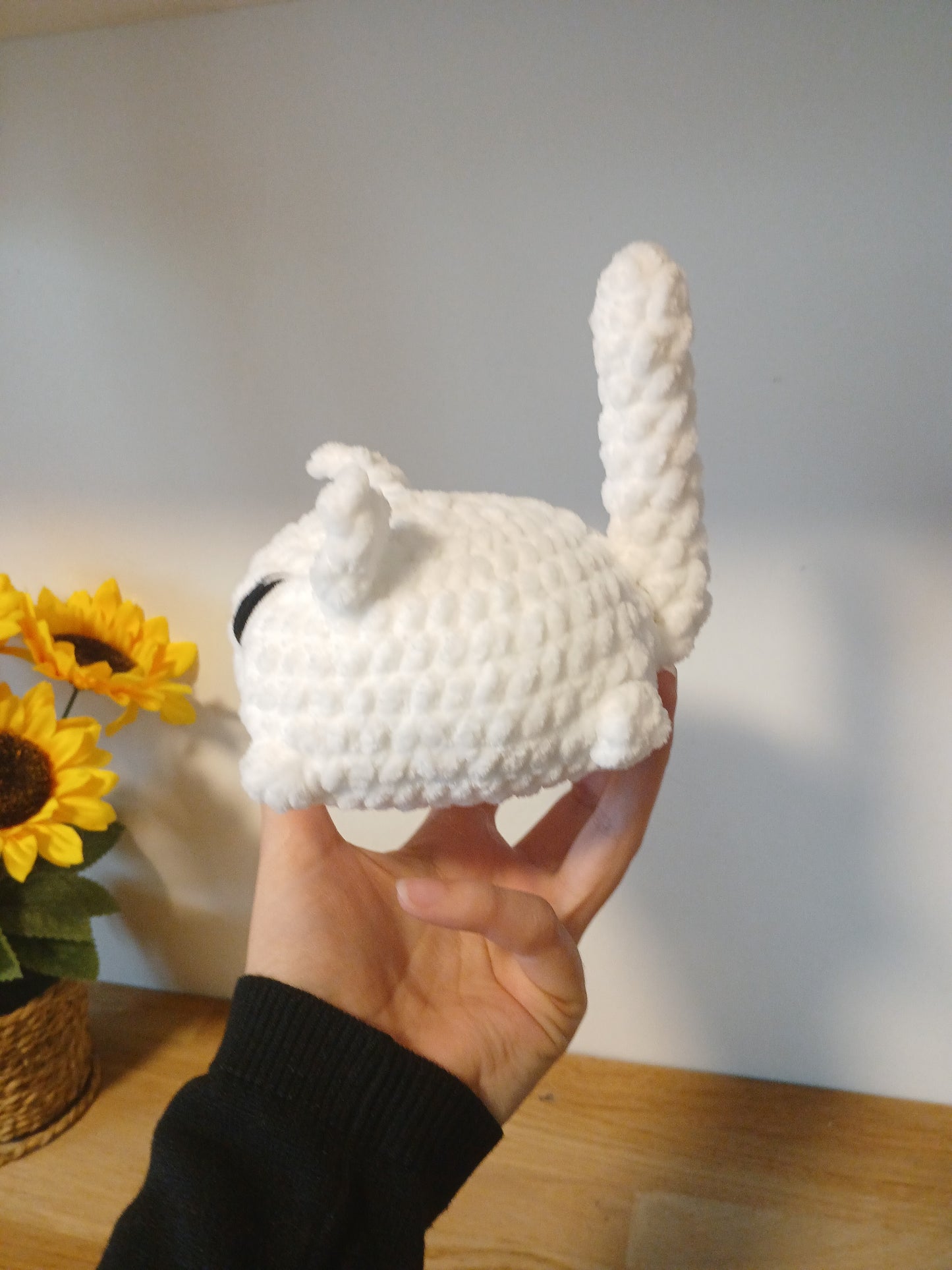 Peluche Chat au Crochet Fait Main – Doudou Amigurumi Unique, 11cm