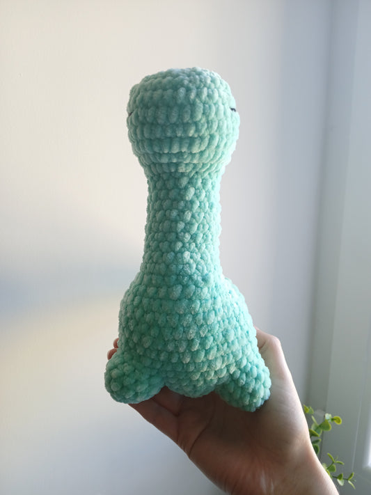 Peluche dinosaure mini Brontosaure au crochet – Fait main