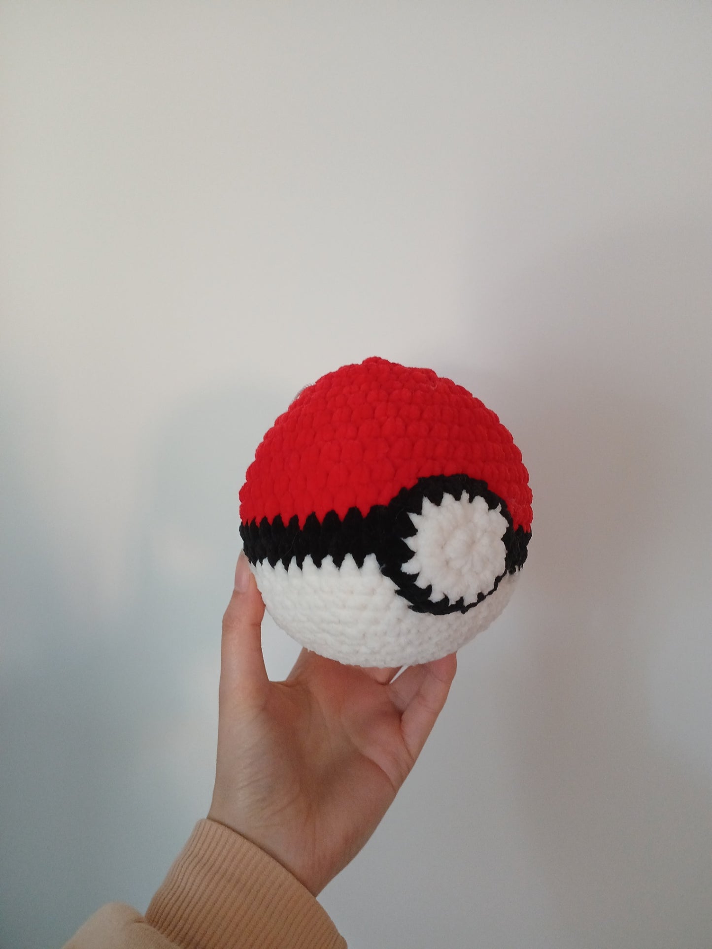 Pokéball Fait Main au Crochet – Laine Chenille