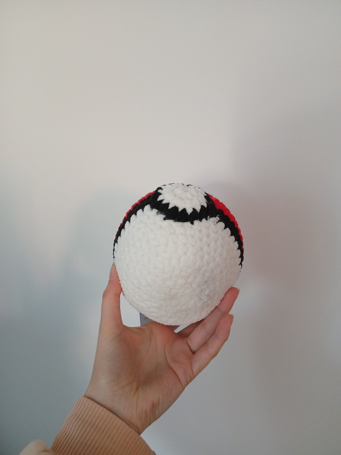 Pokéball Fait Main au Crochet – Laine Chenille